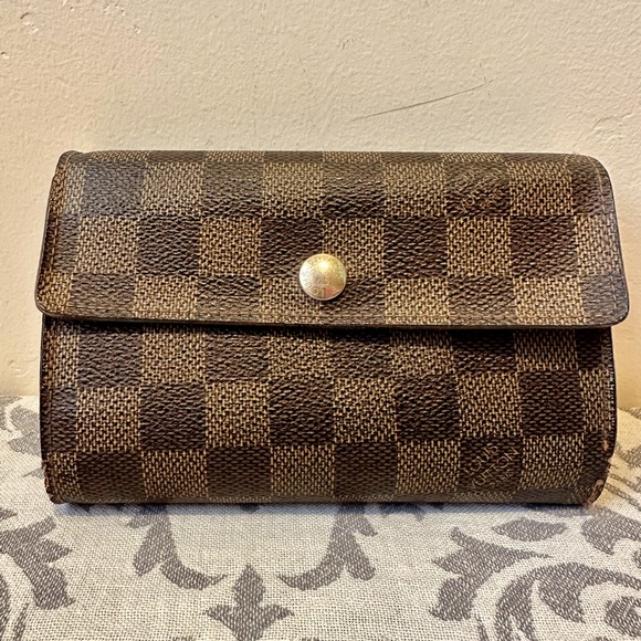 Louis Vuitton AUTHENTIC Damier Ebene Trifold Wallet - Picture 1 of 12